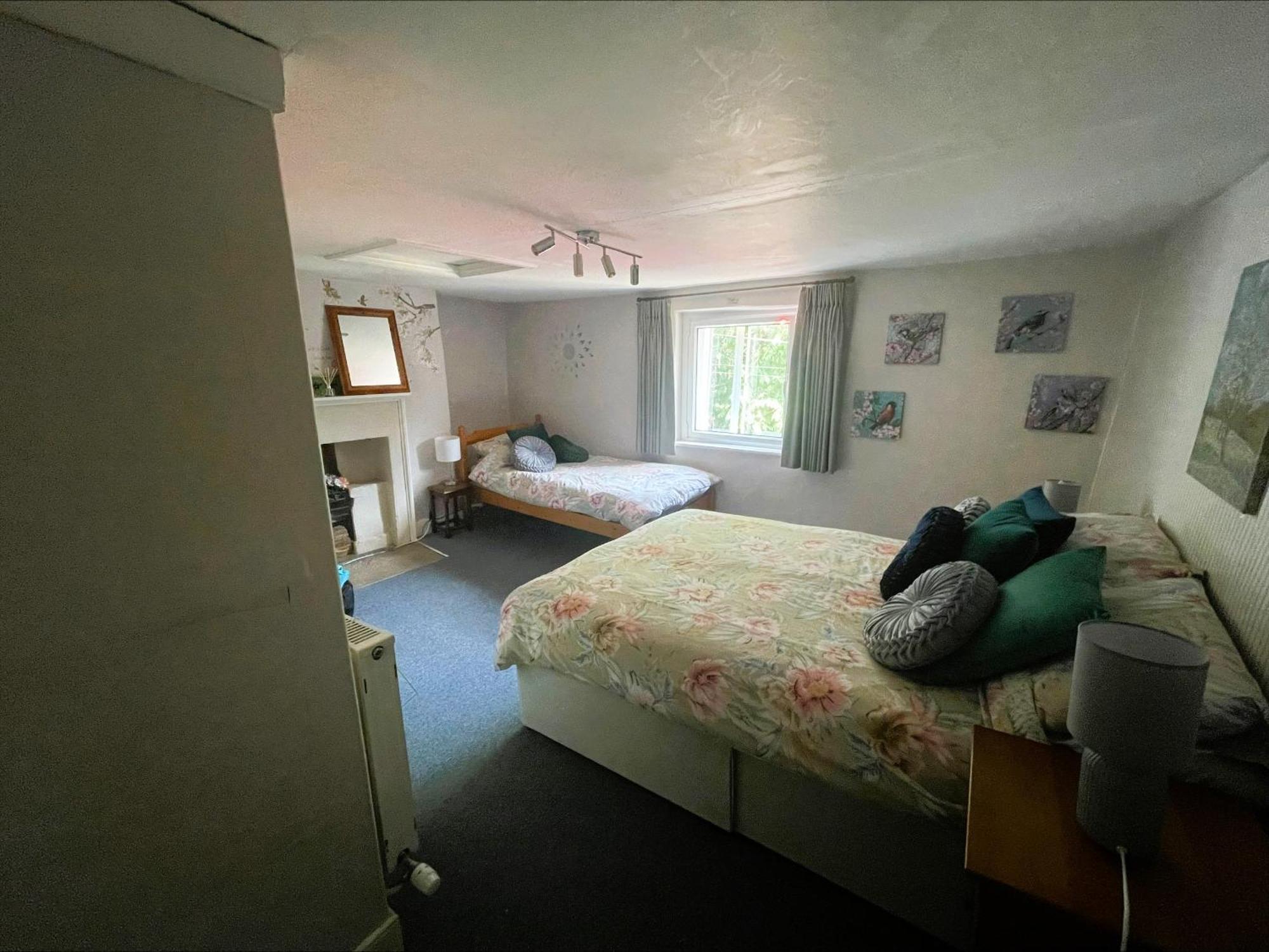 Beautiful Townhouse Next To Royal Victoria Park And Botanical Gardens Within Easy Walking Distance To Bath City Centre Exterior foto